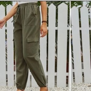 NWT 7 for all Mankind Olive  High-Waisted Cargo Joggers sz L
